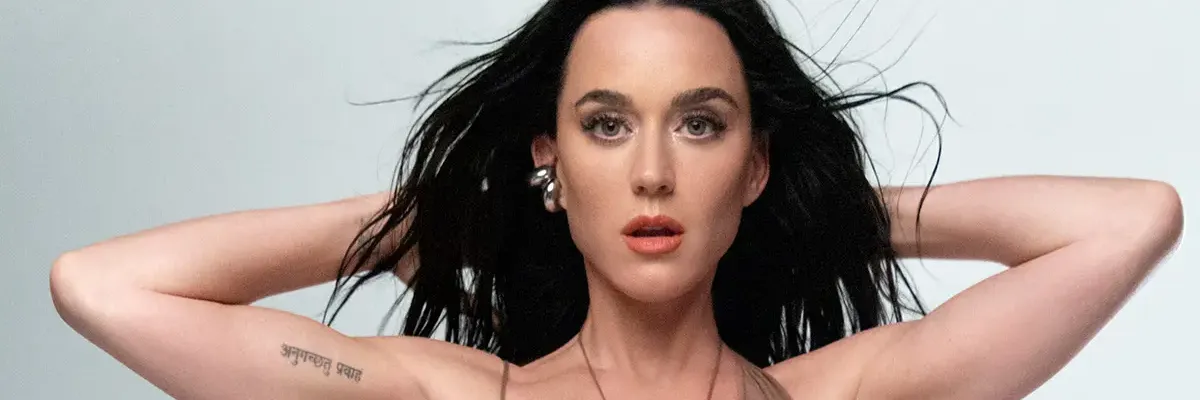 Fanatix - Hero image of main subject for this landing page