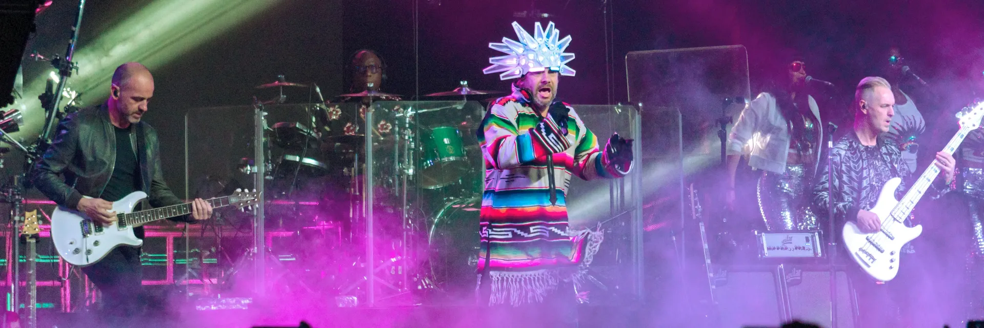 Fanatix - Hero image of main subject for this landing page