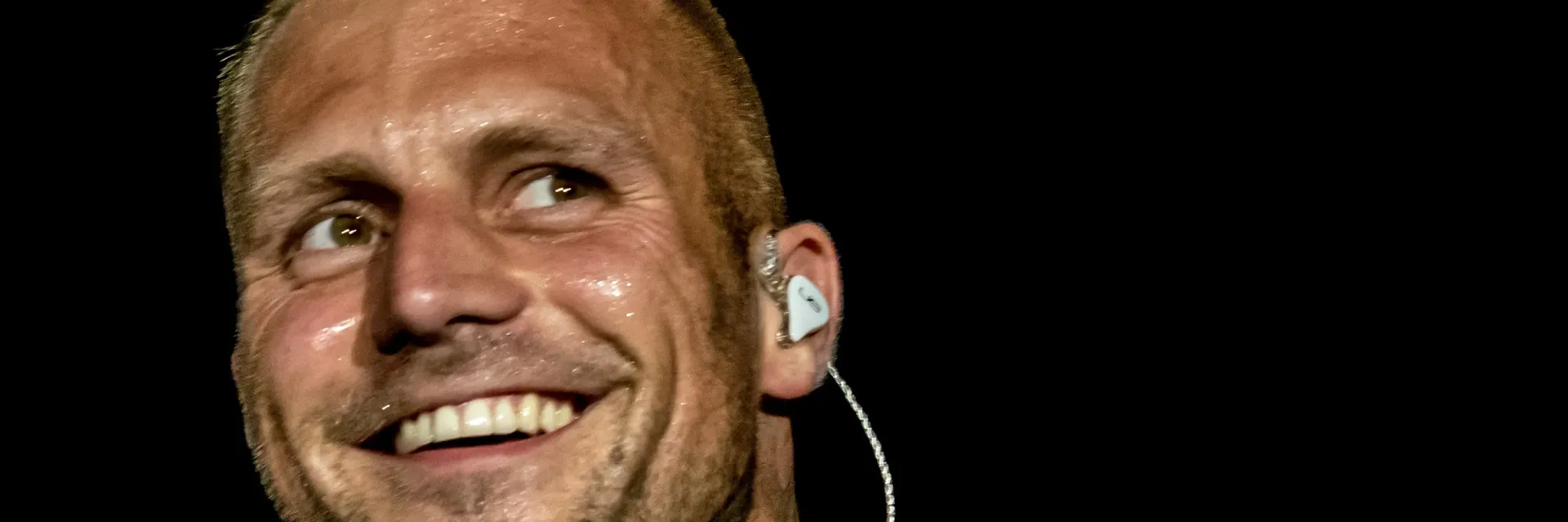 Fanatix - Hero image of main subject for this landing page