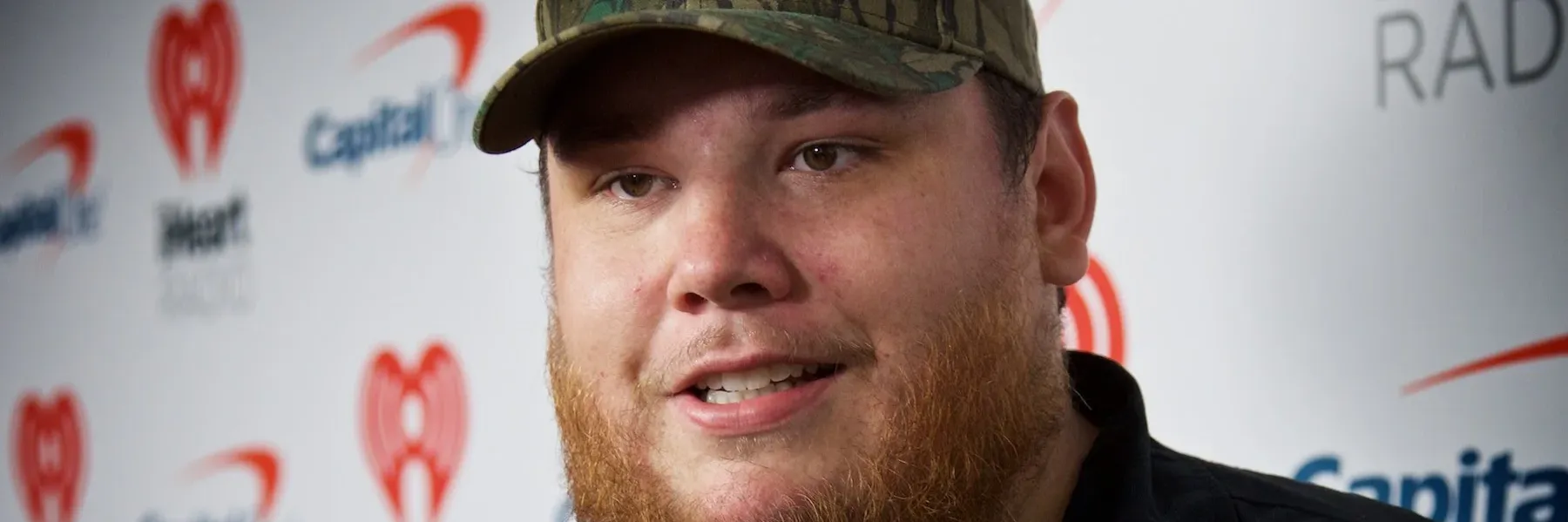 Fanatix - Hero image of main subject for this landing page