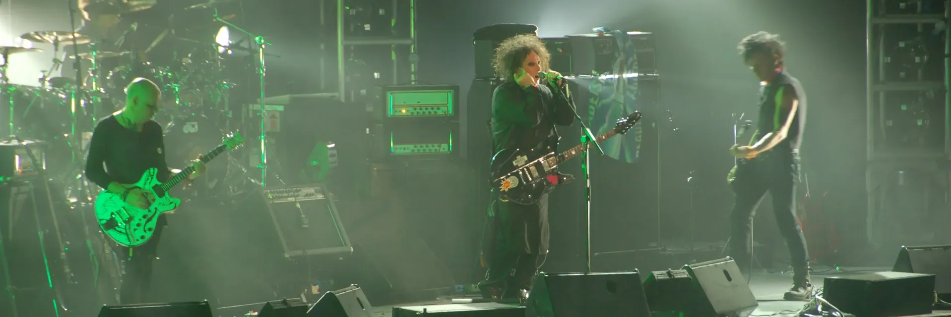 Fanatix - Hero image of main subject for this landing page