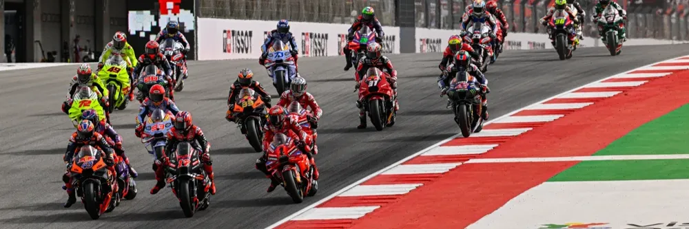 Fanatix - Hero image of main subject for this landing page