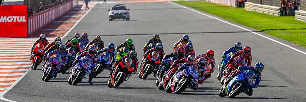 Fanatix - Hero image of main subject for this landing page