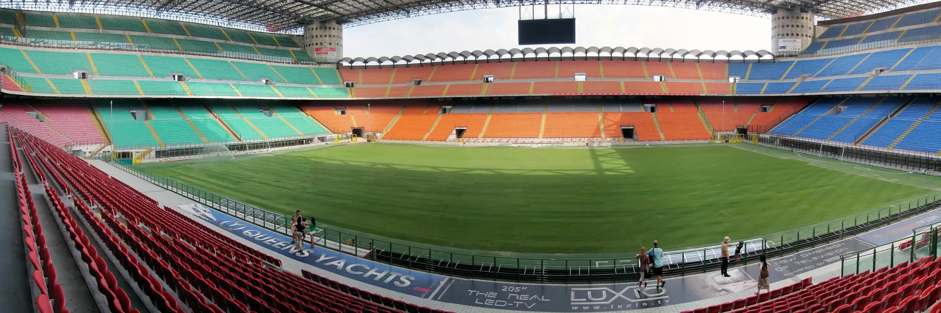 Fanatix - Hero image of main subject for this landing page